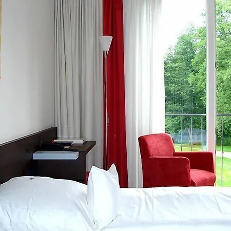 Отель Sante Royale Hotel- & Gesundheitsresort Бад-Брамбах