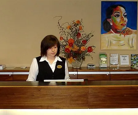 Отель Sante Royale Hotel- & Gesundheitsresort Бад-Брамбах