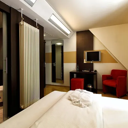 Отель Sante Royale Hotel- & Gesundheitsresort Бад-Брамбах